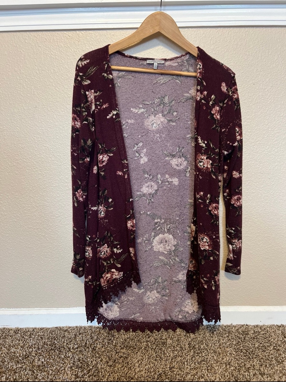 Charlotte Russe Burgundy Floral Open-Front Cardigan